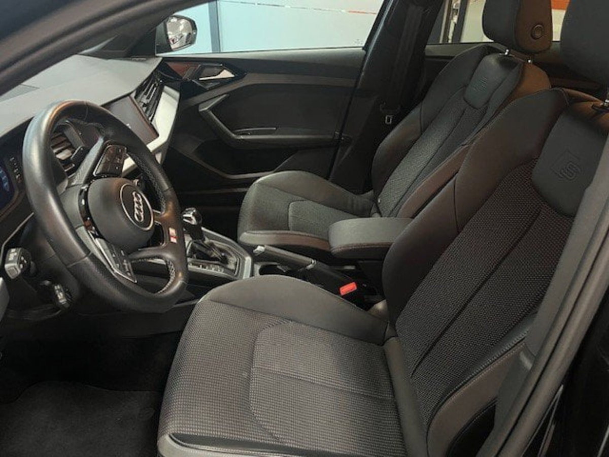 Audi A1 Sportback 40 TFSI S tronic S line edition (8)