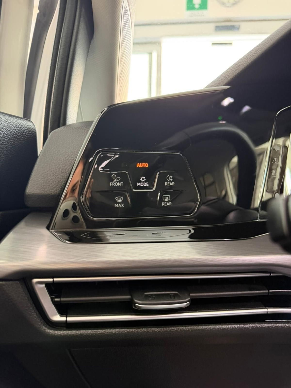 Volkswagen Golf 1.5 TSI EVO ACT Style (18)