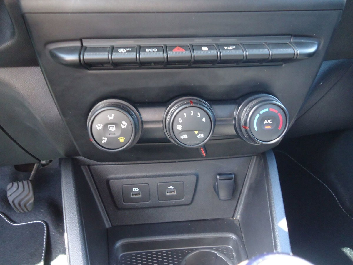 Dacia Duster 1.0 TCe 90 CV 4x2 Expression (15)