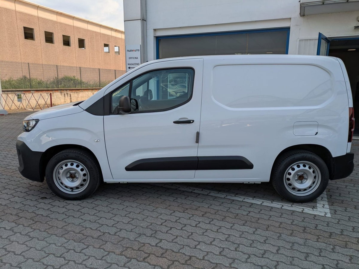 Peugeot Partner Furgone XL 1.5 diesel 130cv S&S (2)