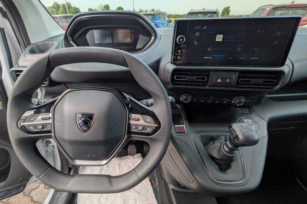 Peugeot Partner Furgone XL 1.5 diesel 130cv S&S (4)