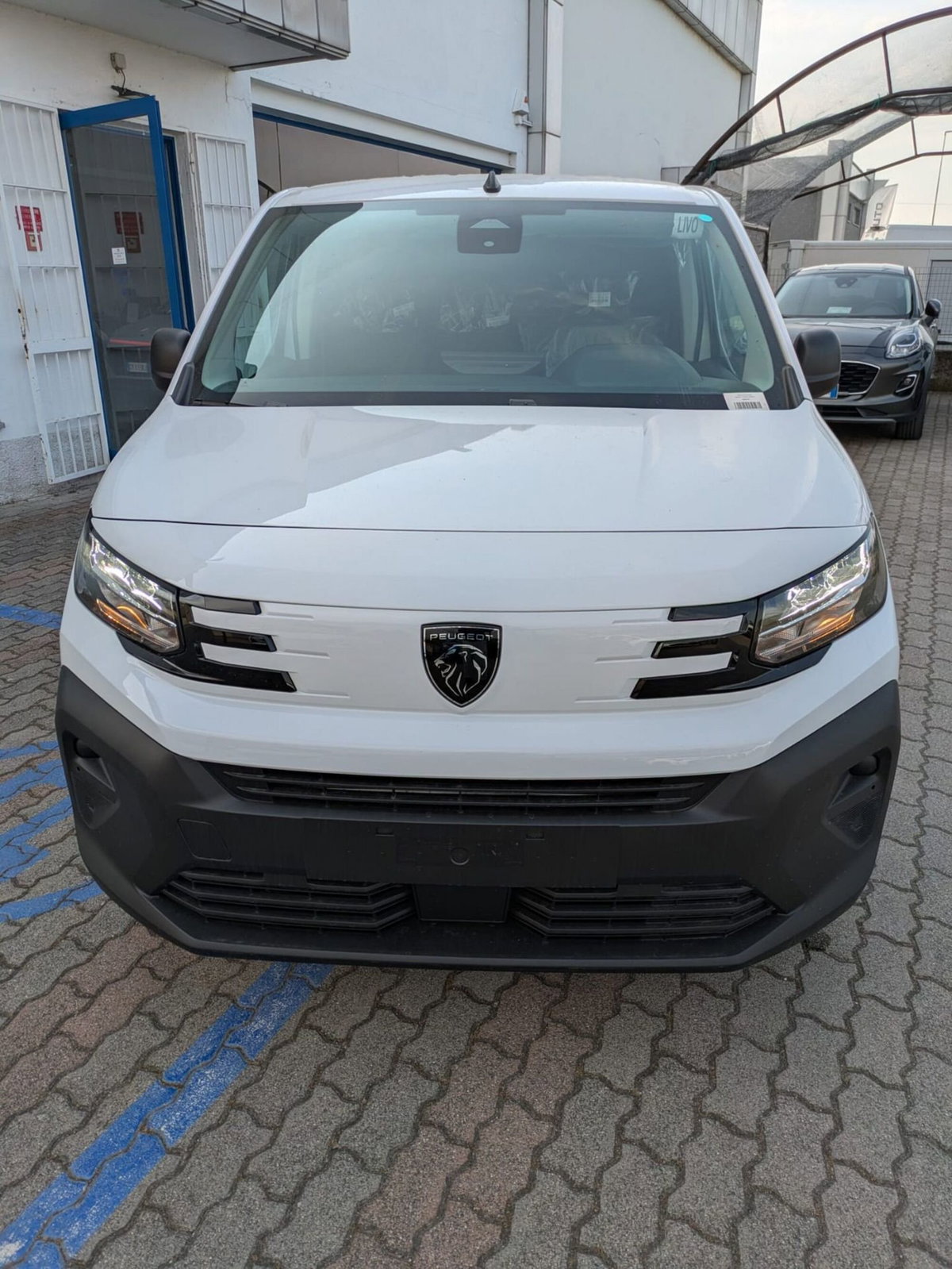 Peugeot Partner Furgone XL 1.5 diesel 130cv S&S (5)