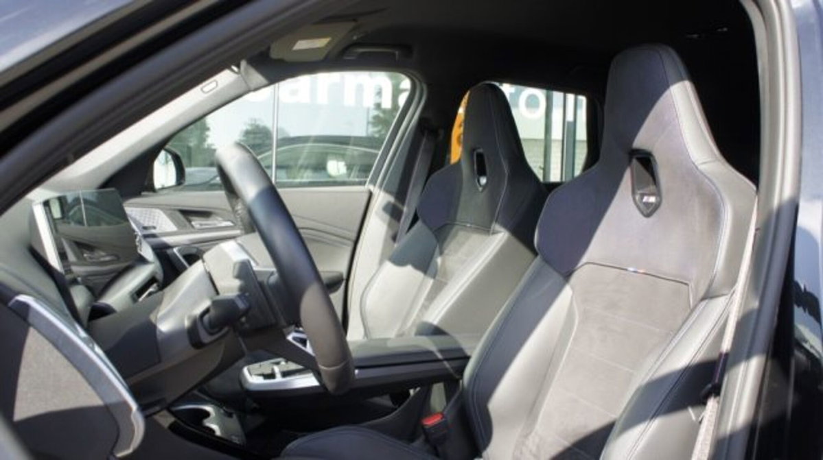 BMW X1 xDrive 23d Msport (11)