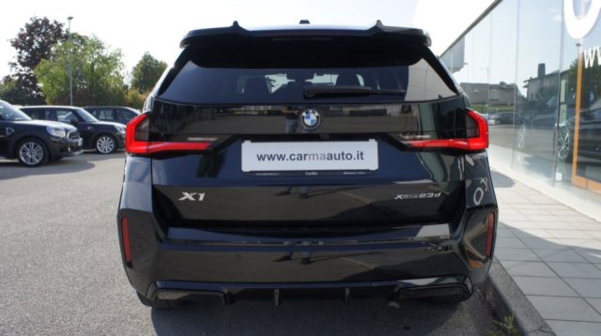 BMW X1 xDrive 23d Msport (6)