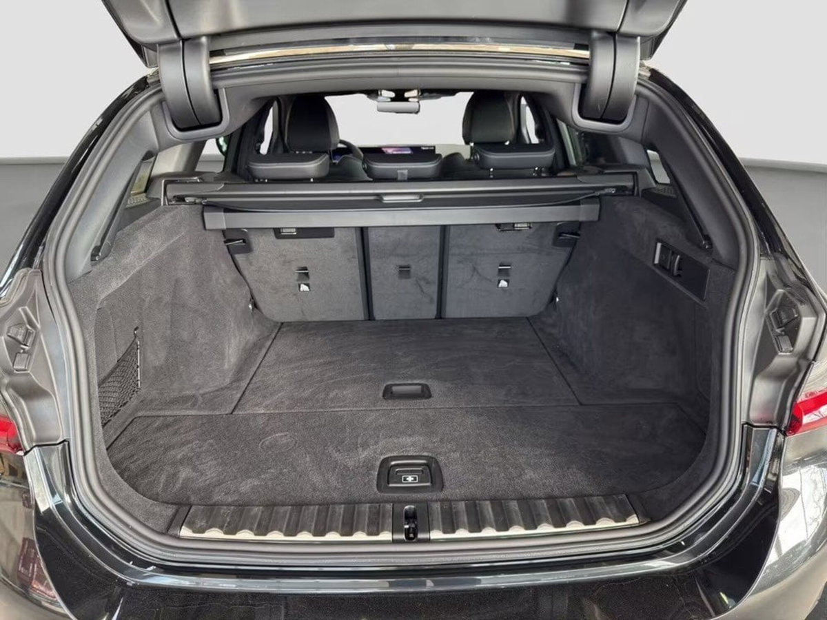 BMW Serie 3 Touring 320d  mhev 48V xdrive MSport auto (13)