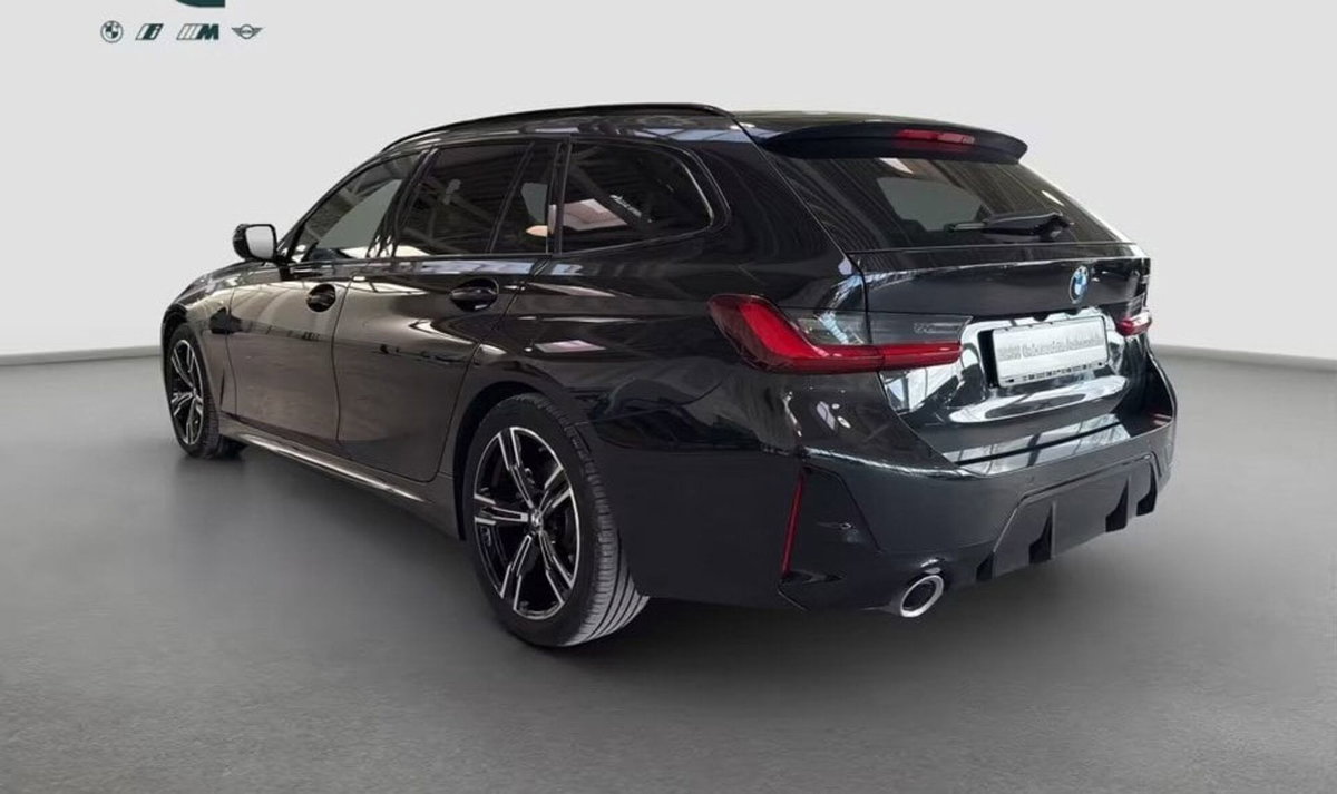 BMW Serie 3 Touring 320d  mhev 48V xdrive MSport auto (2)