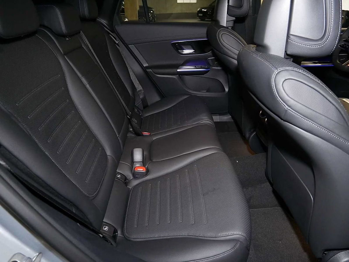 Mercedes-Benz GLC Coupé 200 d AMG Line Advanced Plus 4matic auto (5)