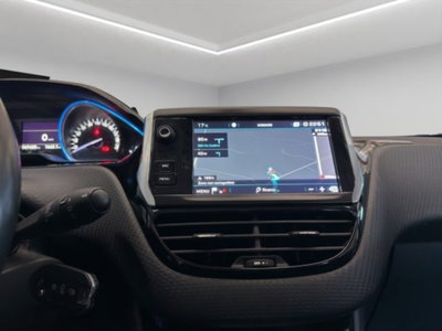 Peugeot 2008 BlueHDi 100 S&S Allure (15)