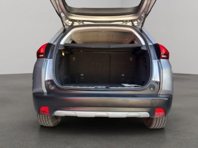 Peugeot 2008 BlueHDi 100 S&S Allure (19)