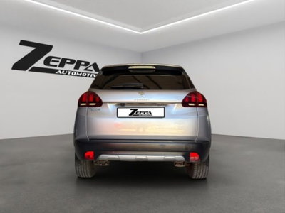 Peugeot 2008 BlueHDi 100 S&S Allure (4)