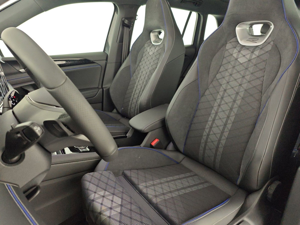 Volkswagen Tiguan 2.0 tdi R-Line 4motion 193cv dsg (10)