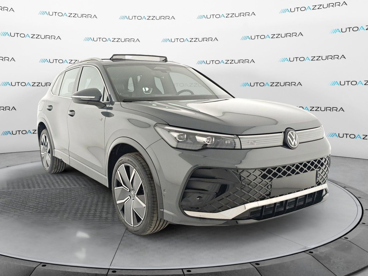 Volkswagen Tiguan 2.0 tdi R-Line 4motion 193cv dsg (3)