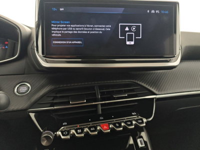 Peugeot 2008 PureTech 100 S&S Allure (19)