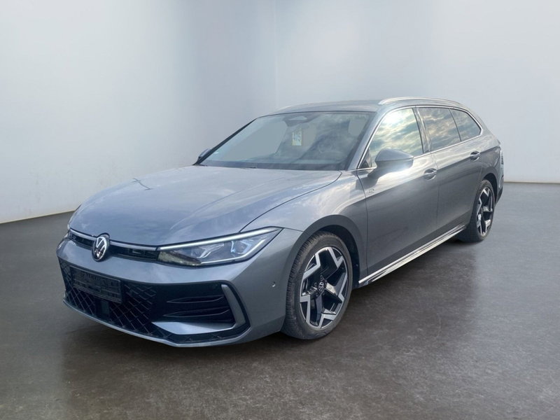 Volkswagen Passat 2.0 tdi scr R-Line 150cv dsg