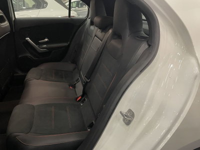 Mercedes-Benz Classe A 200 Premium (10)