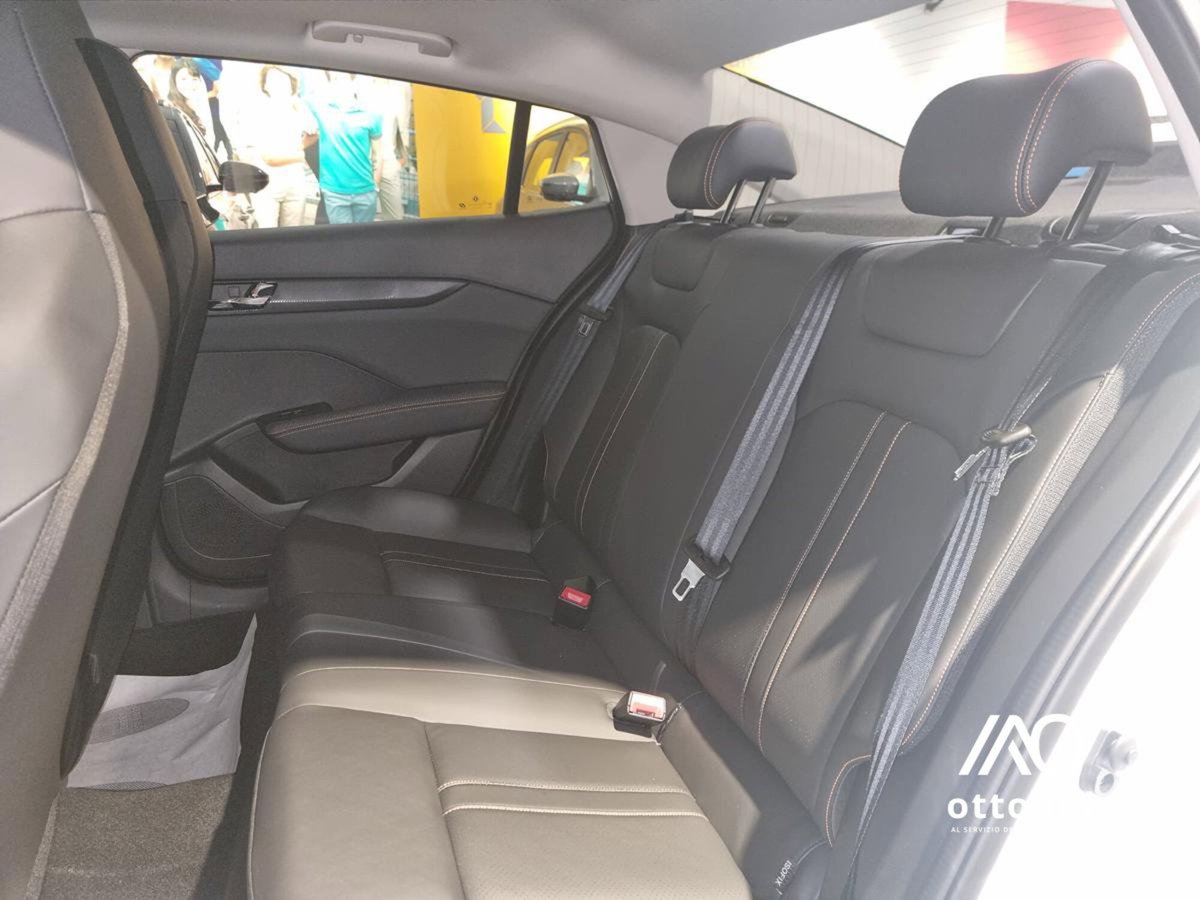 Dongfeng Shine  1.5 E2 dct (9)