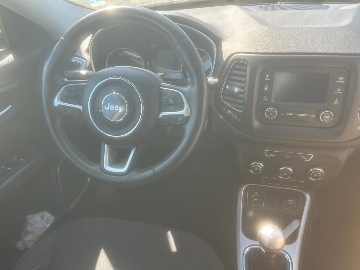 Jeep Compass 1.6 Multijet II 2WD Longitude (11)