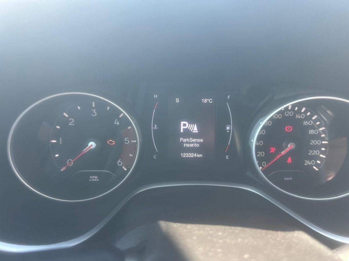 Jeep Compass 1.6 Multijet II 2WD Longitude (13)