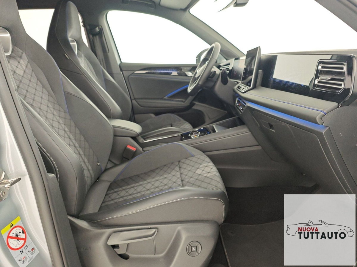 Volkswagen Tiguan Allspace 2.0 TDI SCR DSG 4MOTION R-Line (11)