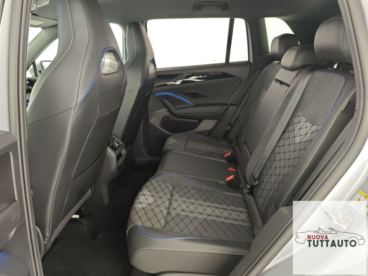 Volkswagen Tiguan Allspace 2.0 TDI SCR DSG 4MOTION R-Line (19)