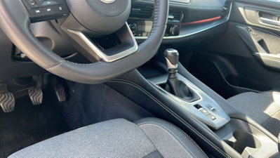 Nissan Qashqai 1.3 mhev Acenta 2wd 140cv (7)