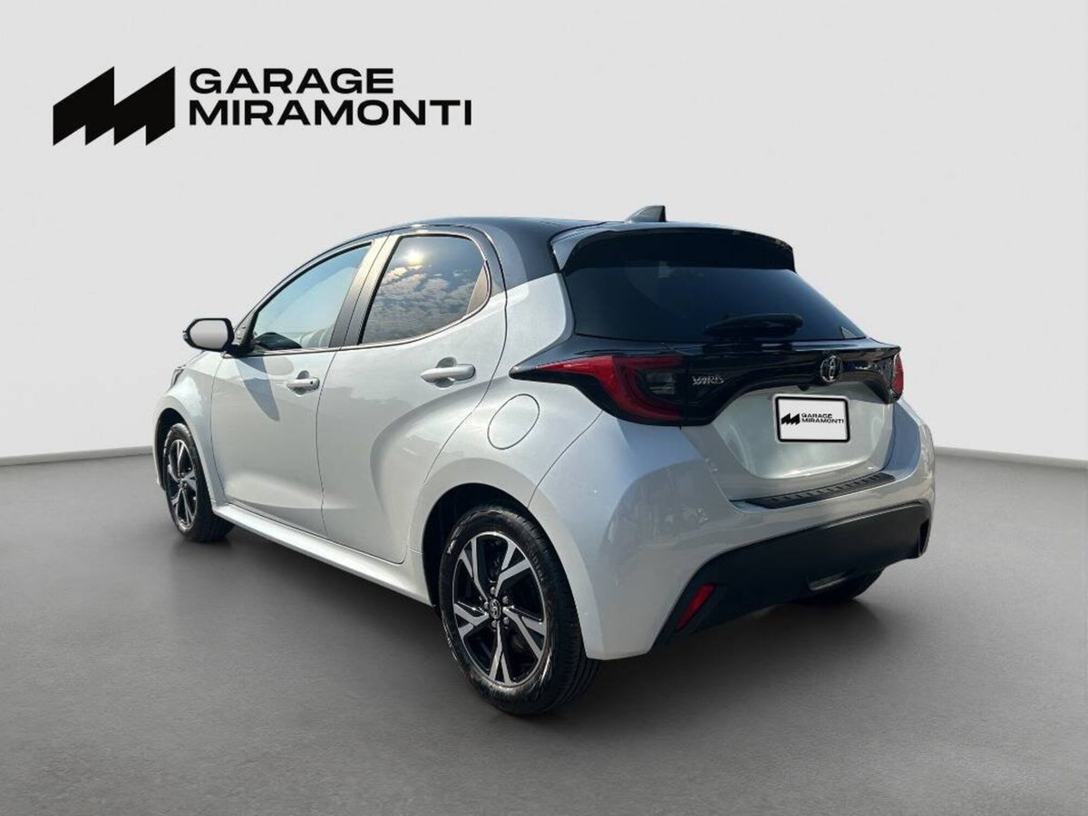 Toyota Yaris 1.5 Hybrid 5 porte Trend (4)