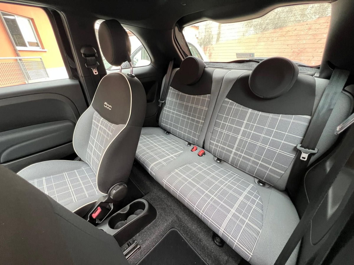 Fiat 500 1.0 Hybrid Lounge (12)