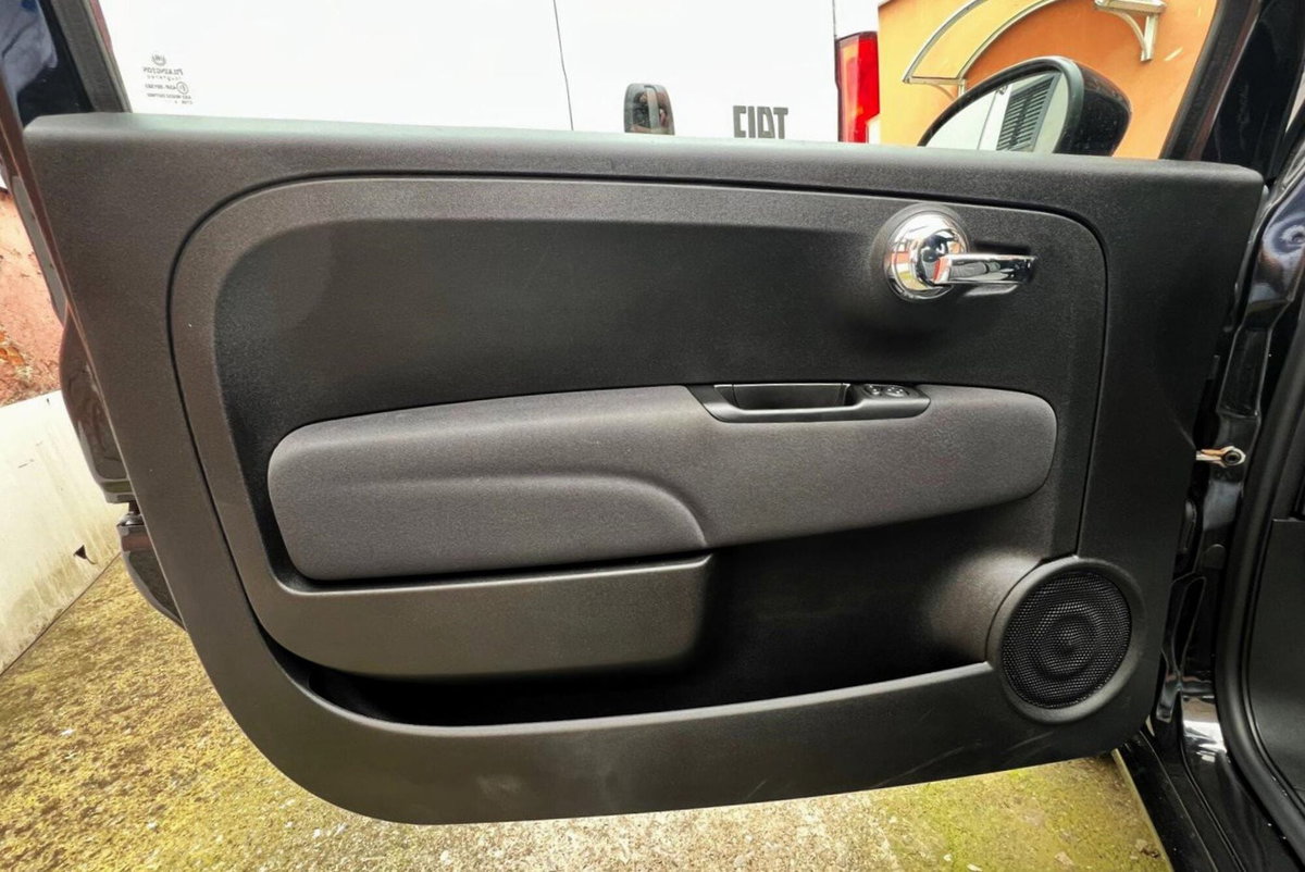 Fiat 500 1.0 Hybrid Lounge (5)