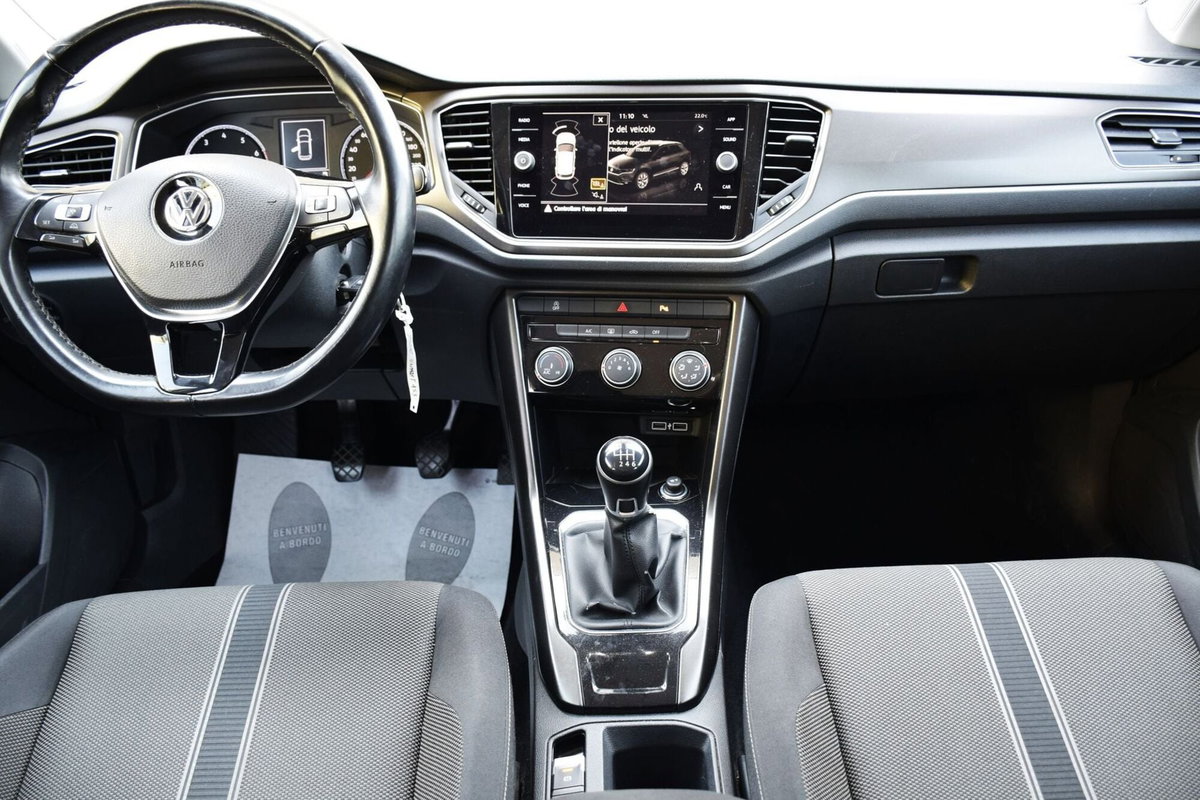 Volkswagen T-Roc 1.0 tsi Style 115cv (15)