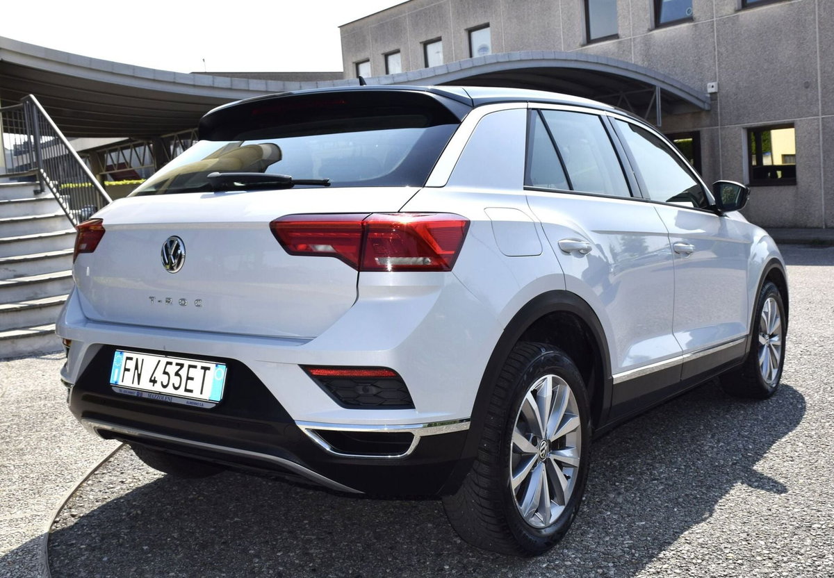 Volkswagen T-Roc 1.0 tsi Style 115cv (6)