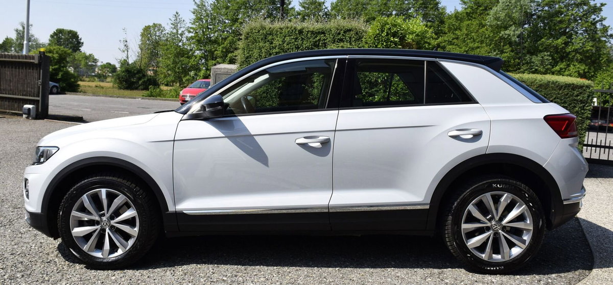 Volkswagen T-Roc 1.0 tsi Style 115cv (9)