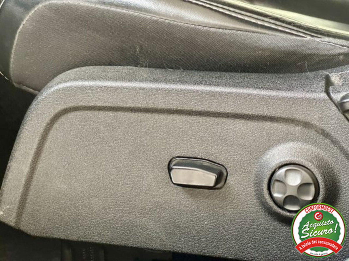 Fiat Freemont 2.0 Mjt 170 CV 4x4 Automatica Black Code (10)