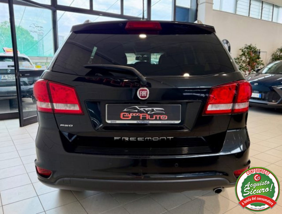Fiat Freemont 2.0 Mjt 170 CV 4x4 Automatica Black Code (5)