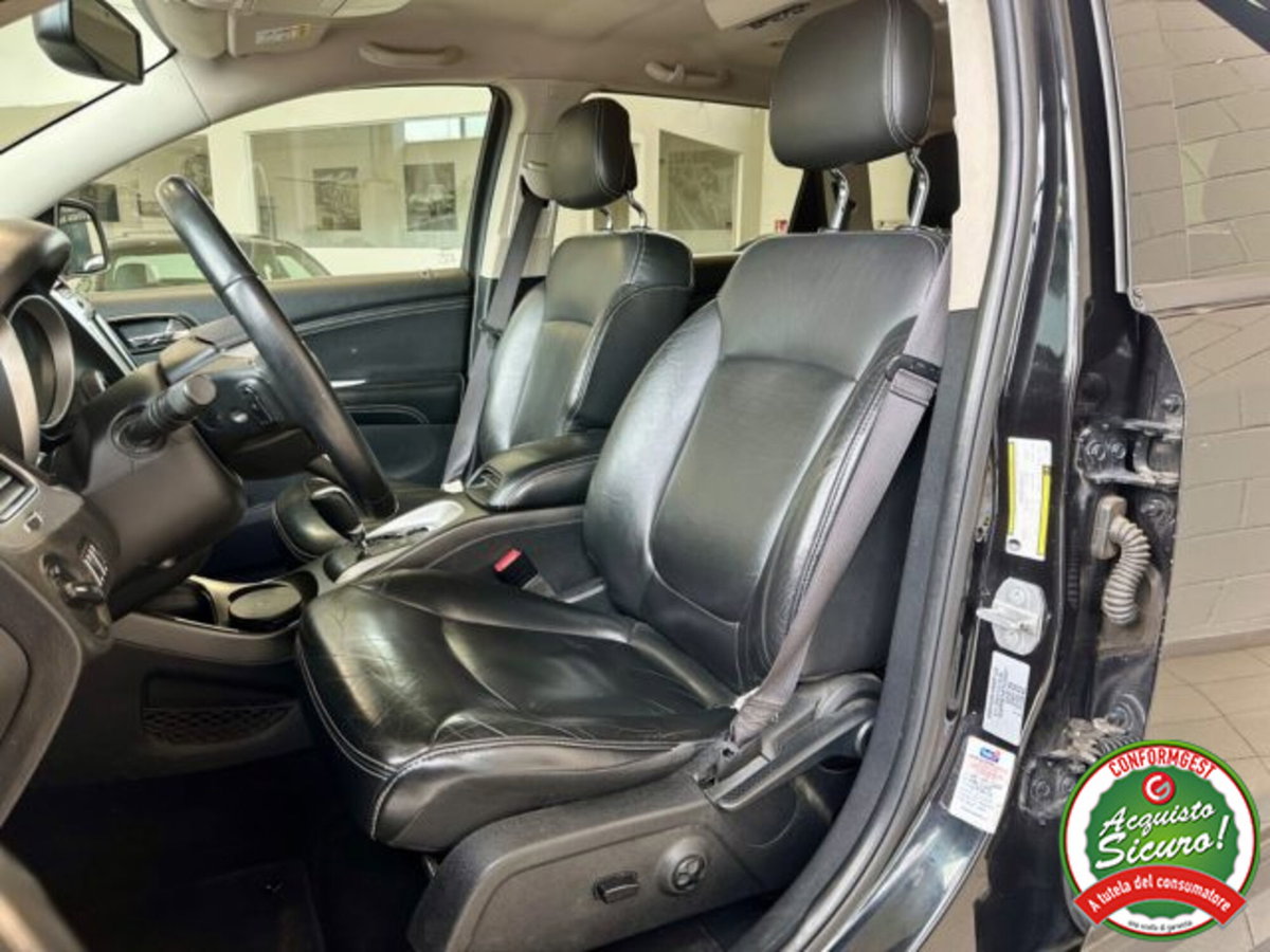 Fiat Freemont 2.0 Mjt 170 CV 4x4 Automatica Black Code (9)