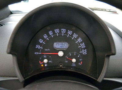 Volkswagen New Beetle Cabrio 16V (8)