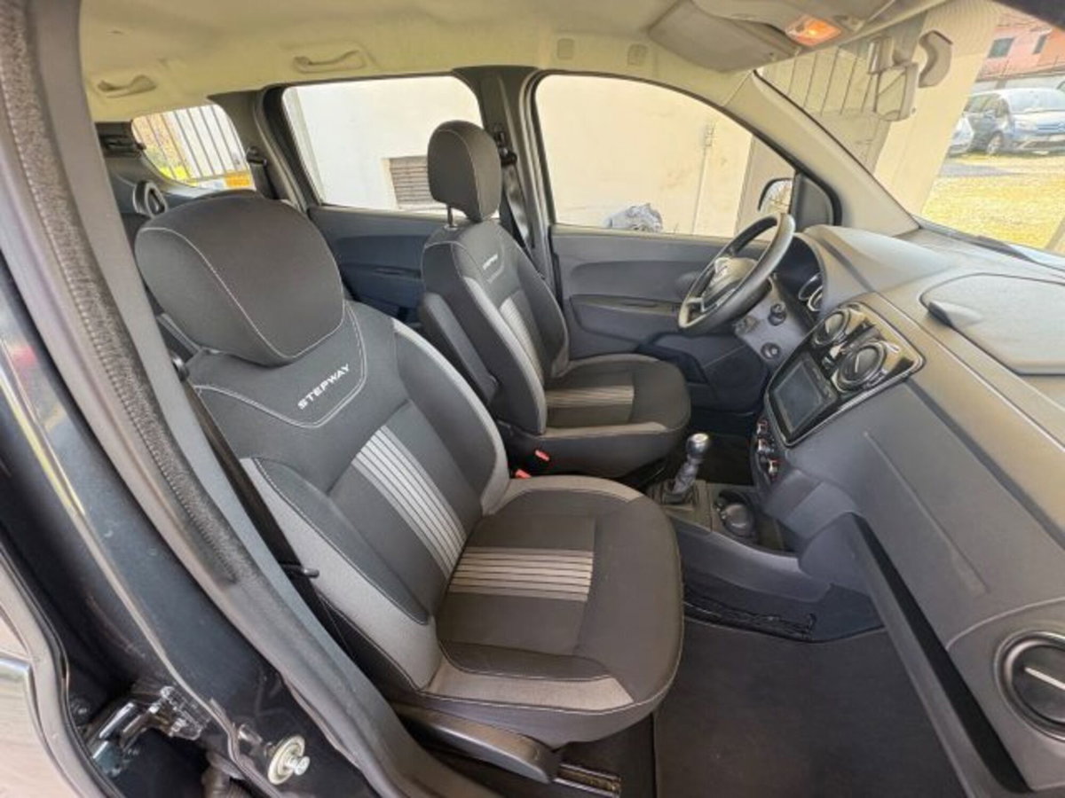 Dacia Lodgy 1.5 dCi 8V 110CV 7 posti Lauréate (11)