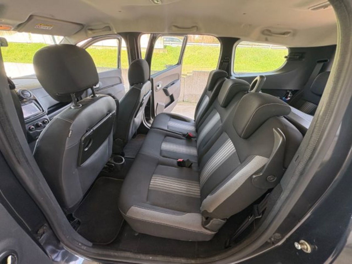 Dacia Lodgy 1.5 dCi 8V 110CV 7 posti Lauréate (15)