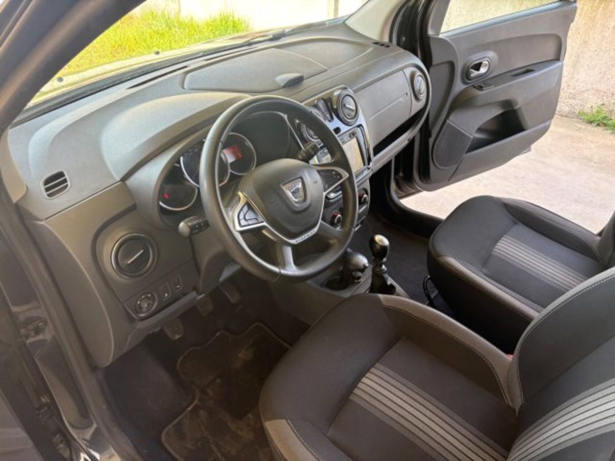 Dacia Lodgy 1.5 dCi 8V 110CV 7 posti Lauréate (16)