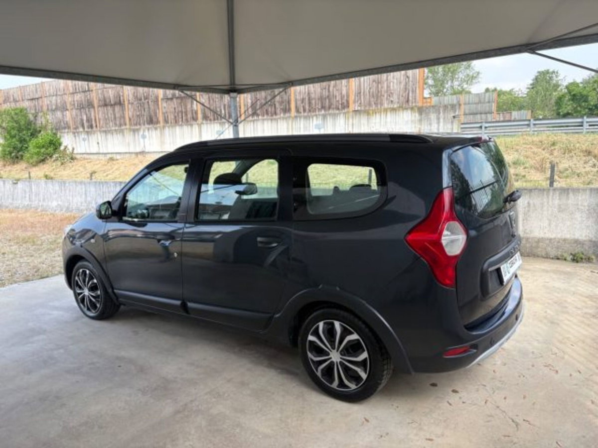 Dacia Lodgy 1.5 dCi 8V 110CV 7 posti Lauréate (4)