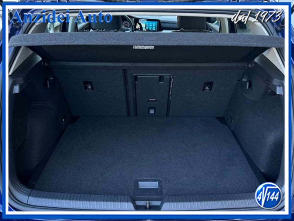 Volkswagen Golf Variant 1.0 eTSI EVO DSG Life (10)