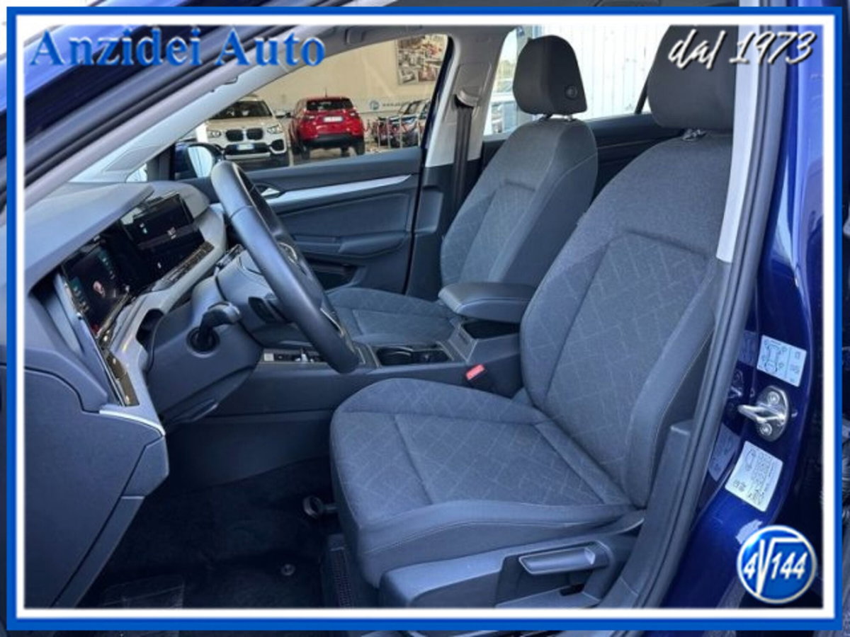 Volkswagen Golf Variant 1.0 eTSI EVO DSG Life (19)