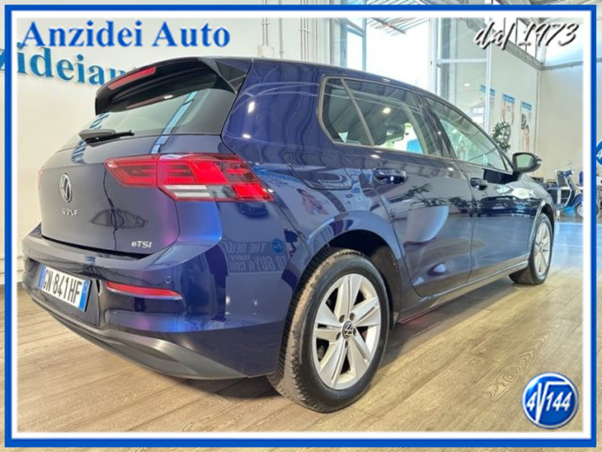 Volkswagen Golf Variant 1.0 eTSI EVO DSG Life (6)