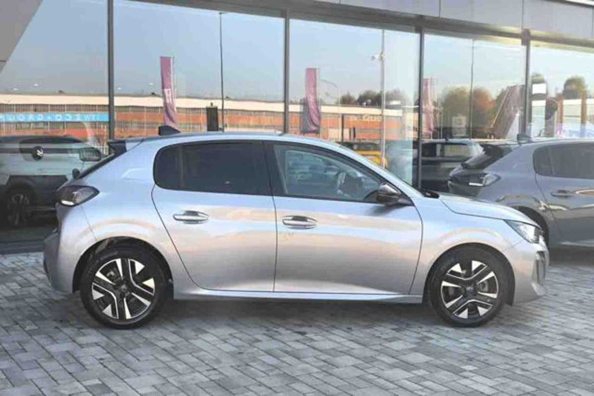 Peugeot 208 PureTech 100 Stop&Start 5 porte Allure (17)