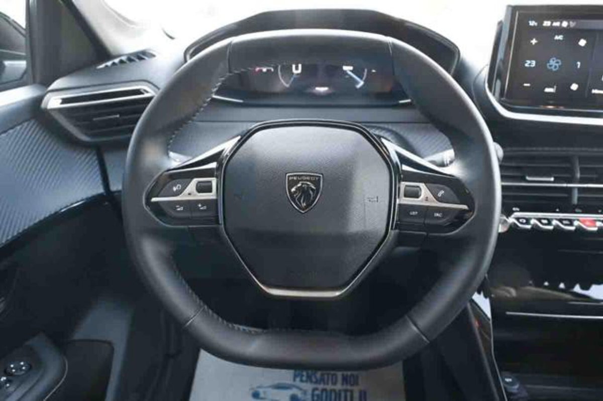 Peugeot 208 PureTech 100 Stop&Start 5 porte Allure (19)