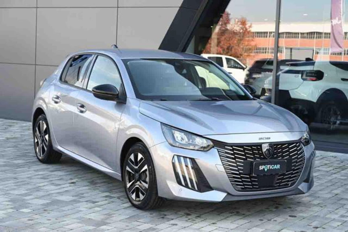 Peugeot 208 PureTech 100 Stop&Start 5 porte Allure (2)