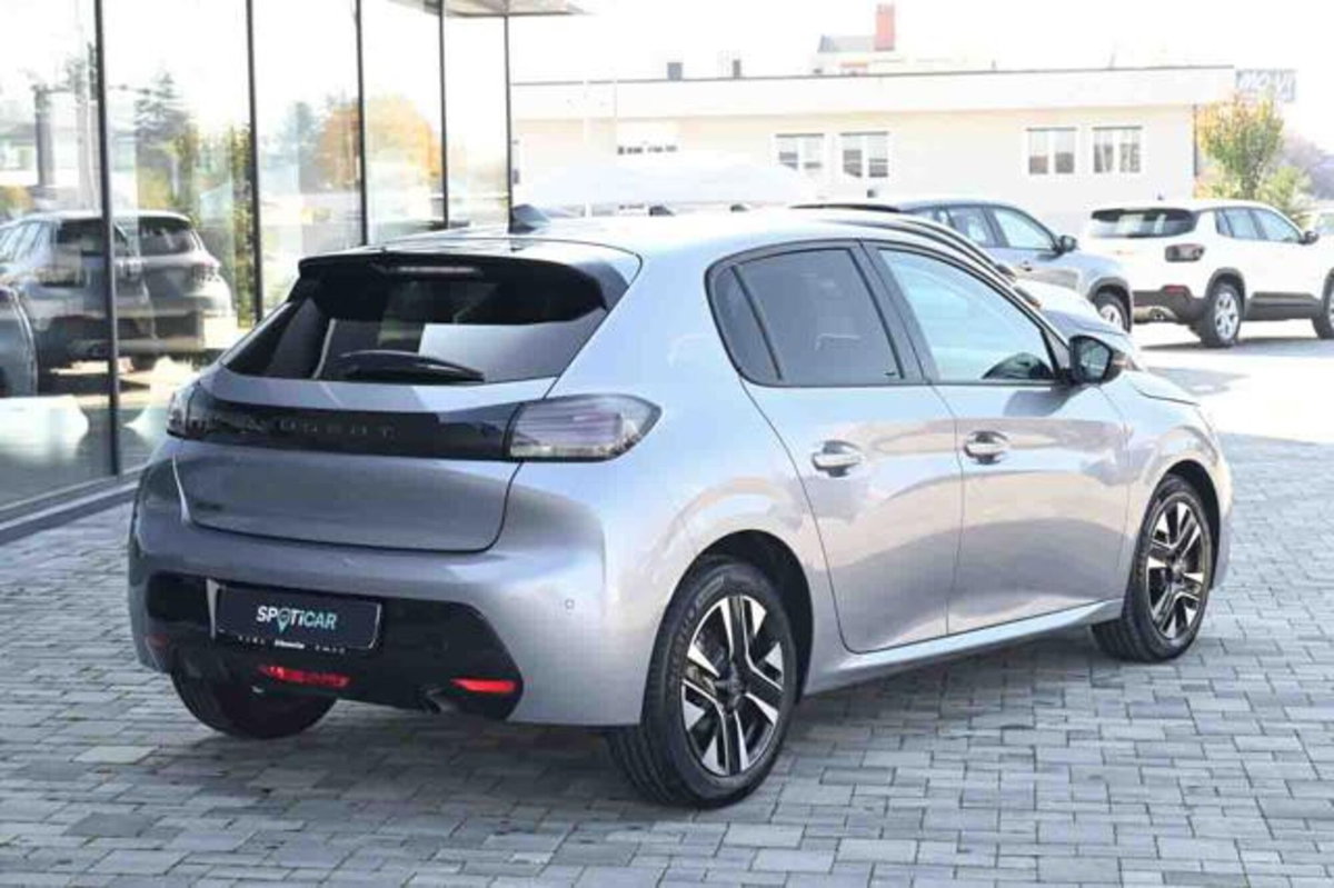 Peugeot 208 PureTech 100 Stop&Start 5 porte Allure (3)