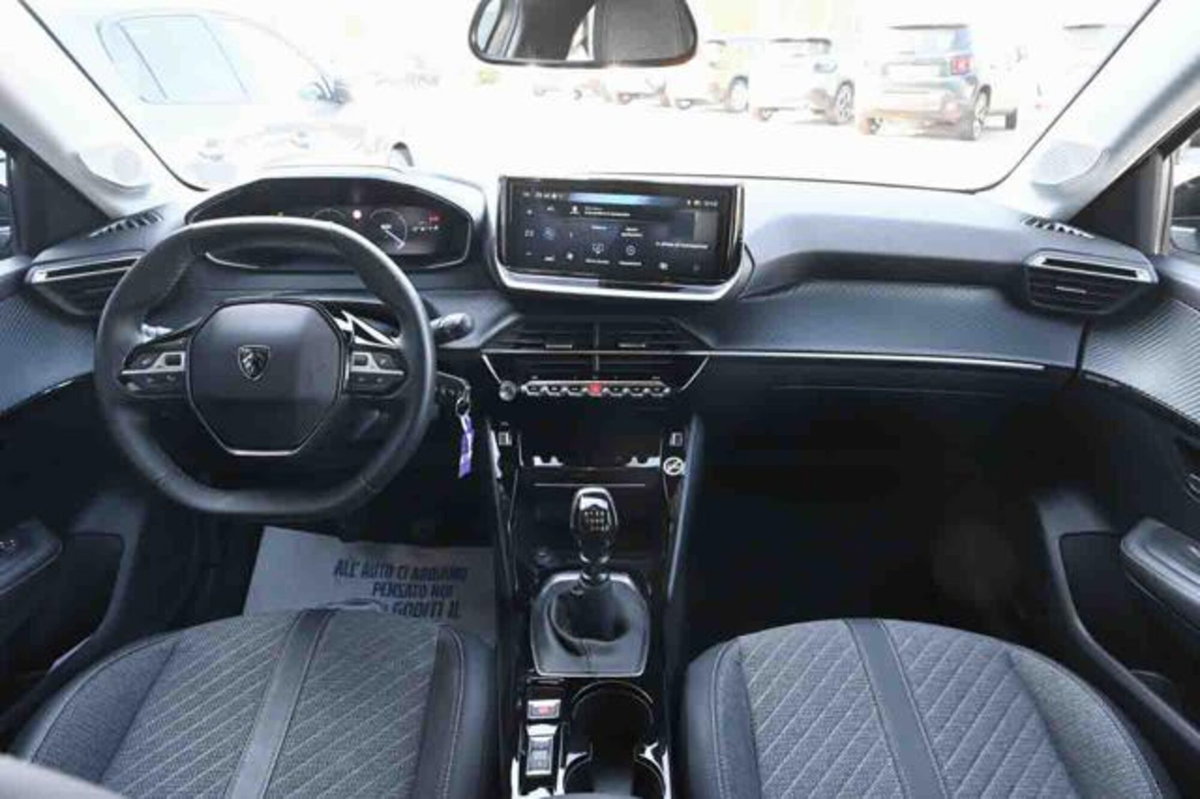 Peugeot 208 PureTech 100 Stop&Start 5 porte Allure (7)