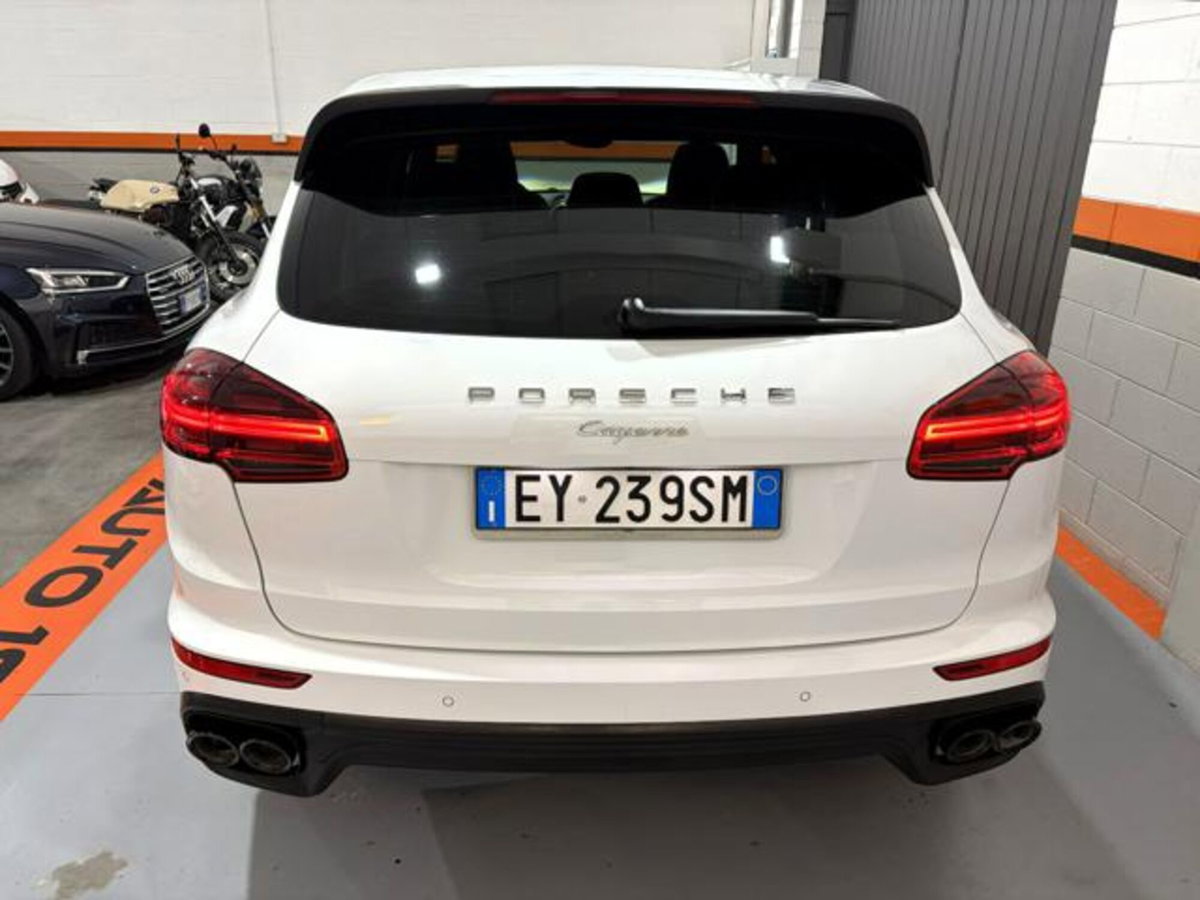 Porsche Cayenne 3.0 Diesel (5)