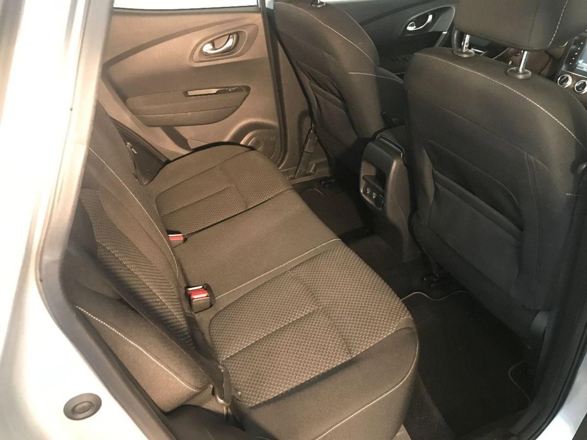 Renault Kadjar dCi 8V 115CV Business (18)
