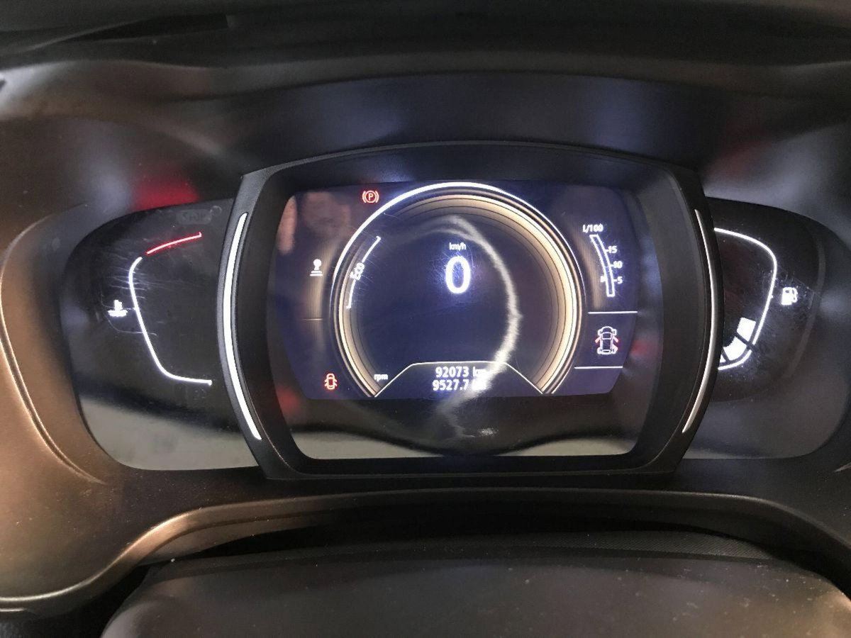 Renault Kadjar dCi 8V 115CV Business (8)
